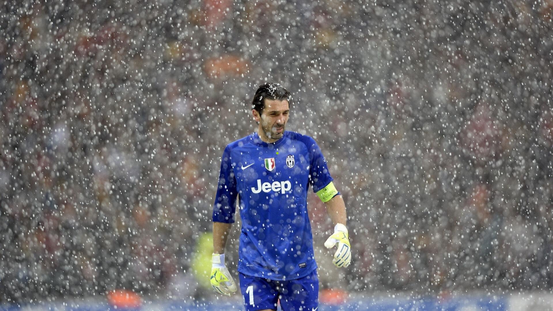 足协评议裁定联赛争议瞬间，奥莫伊胡安弗踩踏被认定为意外接触